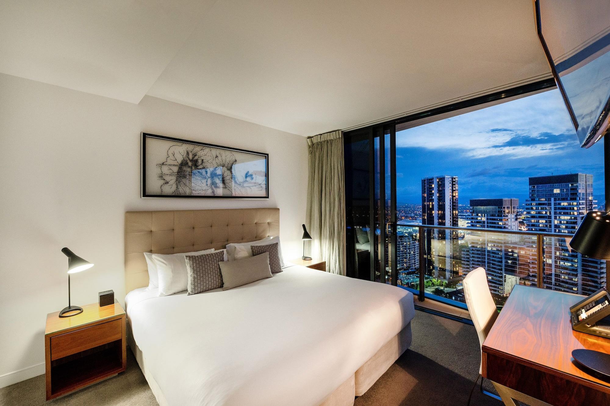 Peppers Broadbeach Gold Coast Exterior photo A bedroom at the Emporium Hotel South Bank