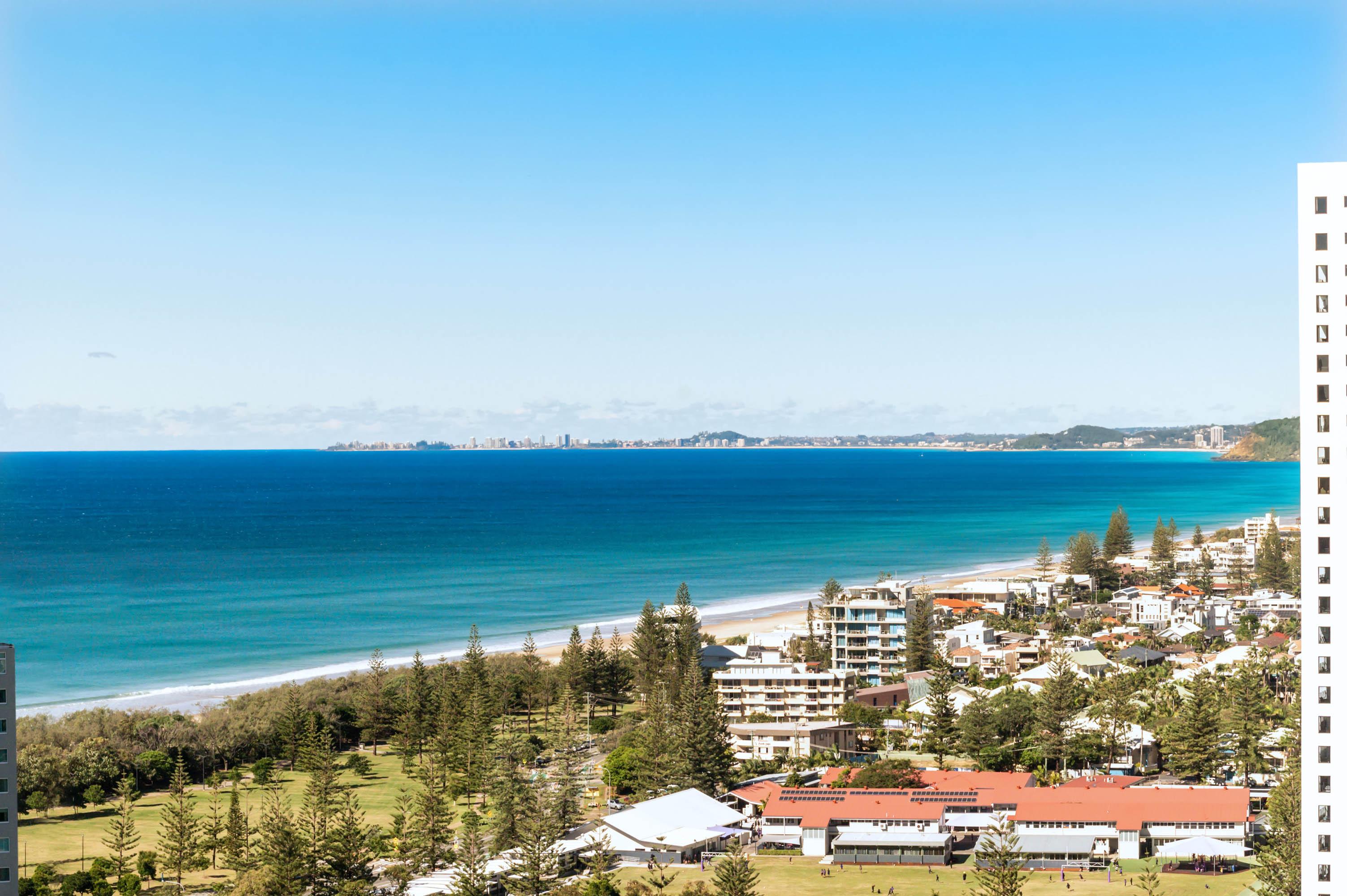 Peppers Broadbeach Gold Coast Exterior photo Aerial view of the Sunshine Coast, 2015