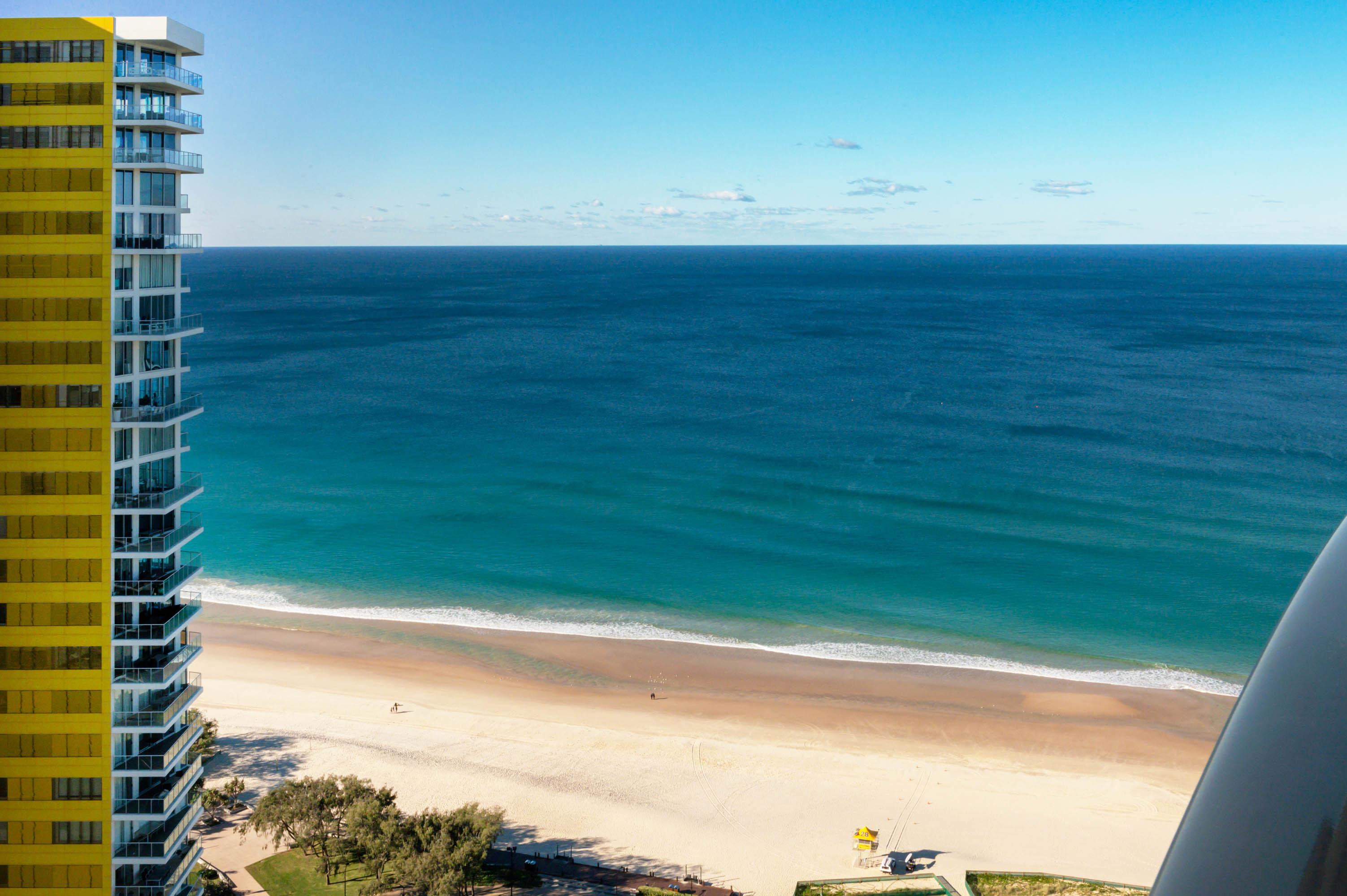 Peppers Broadbeach Gold Coast Exterior photo View of Broadbeach from the Gold Coast