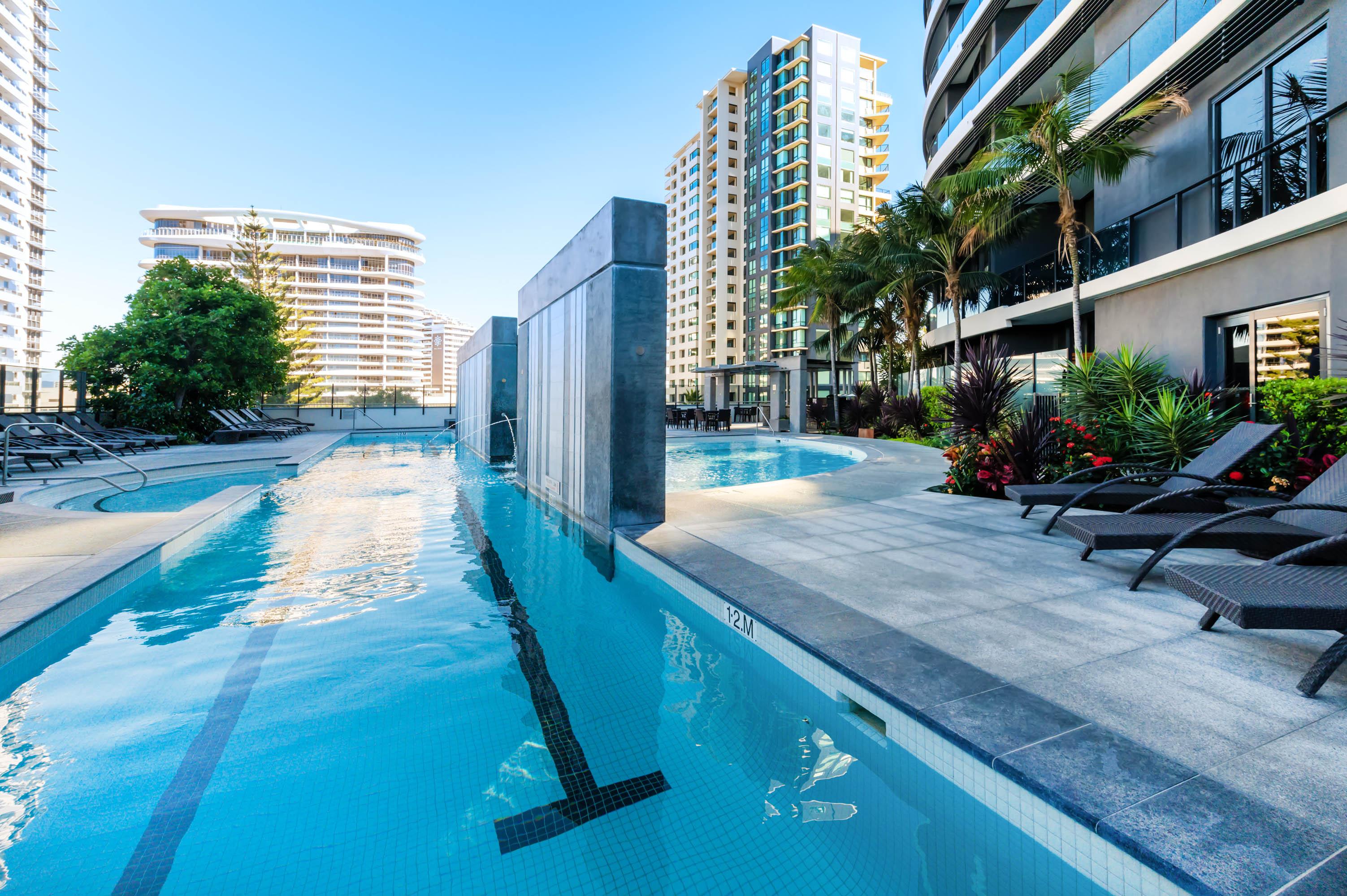 Peppers Broadbeach Gold Coast Exterior photo The pool at the Emporium Hotel South Bank