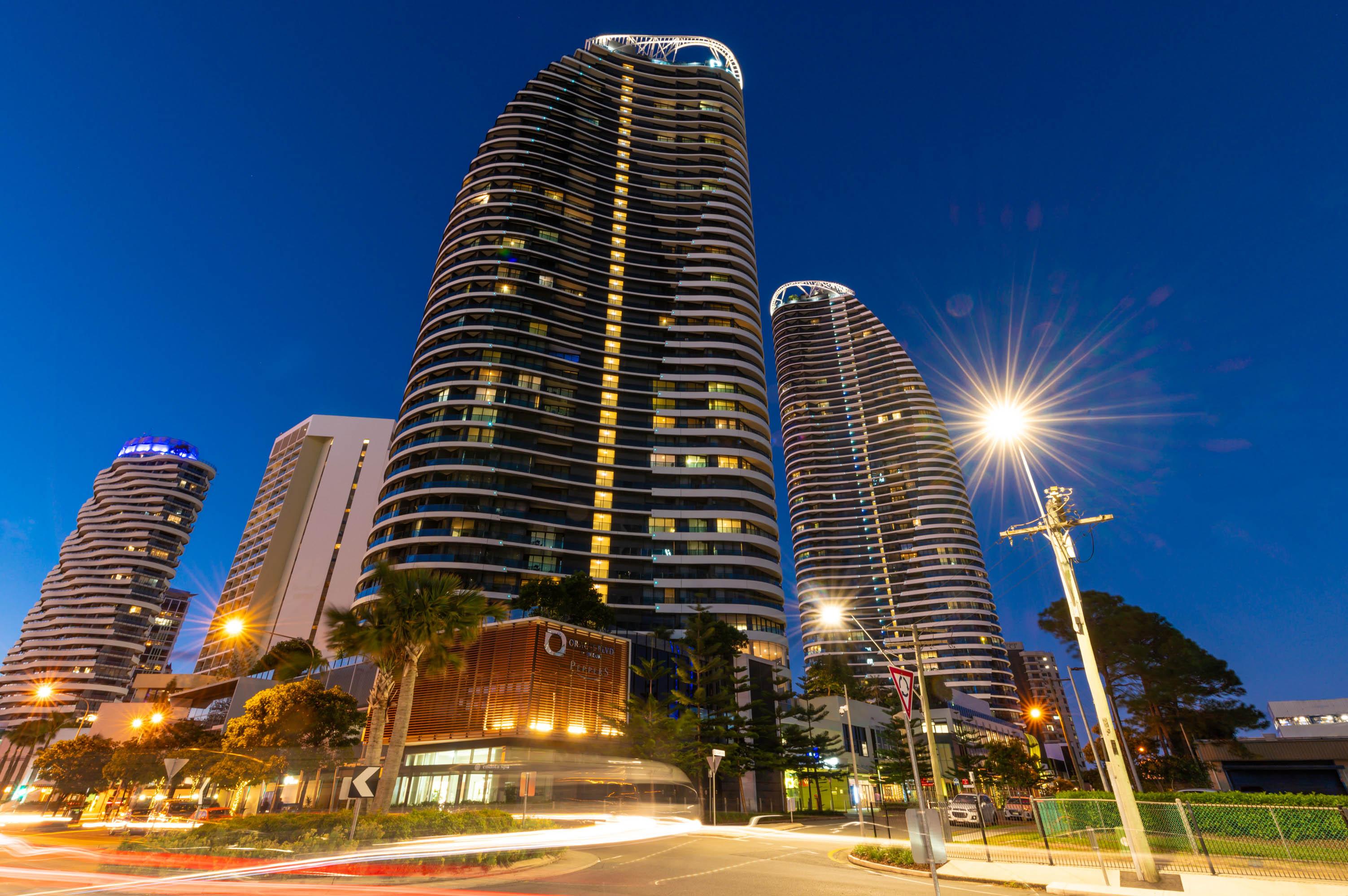 Peppers Broadbeach Gold Coast Exterior photo The Marina Tower, San Diego