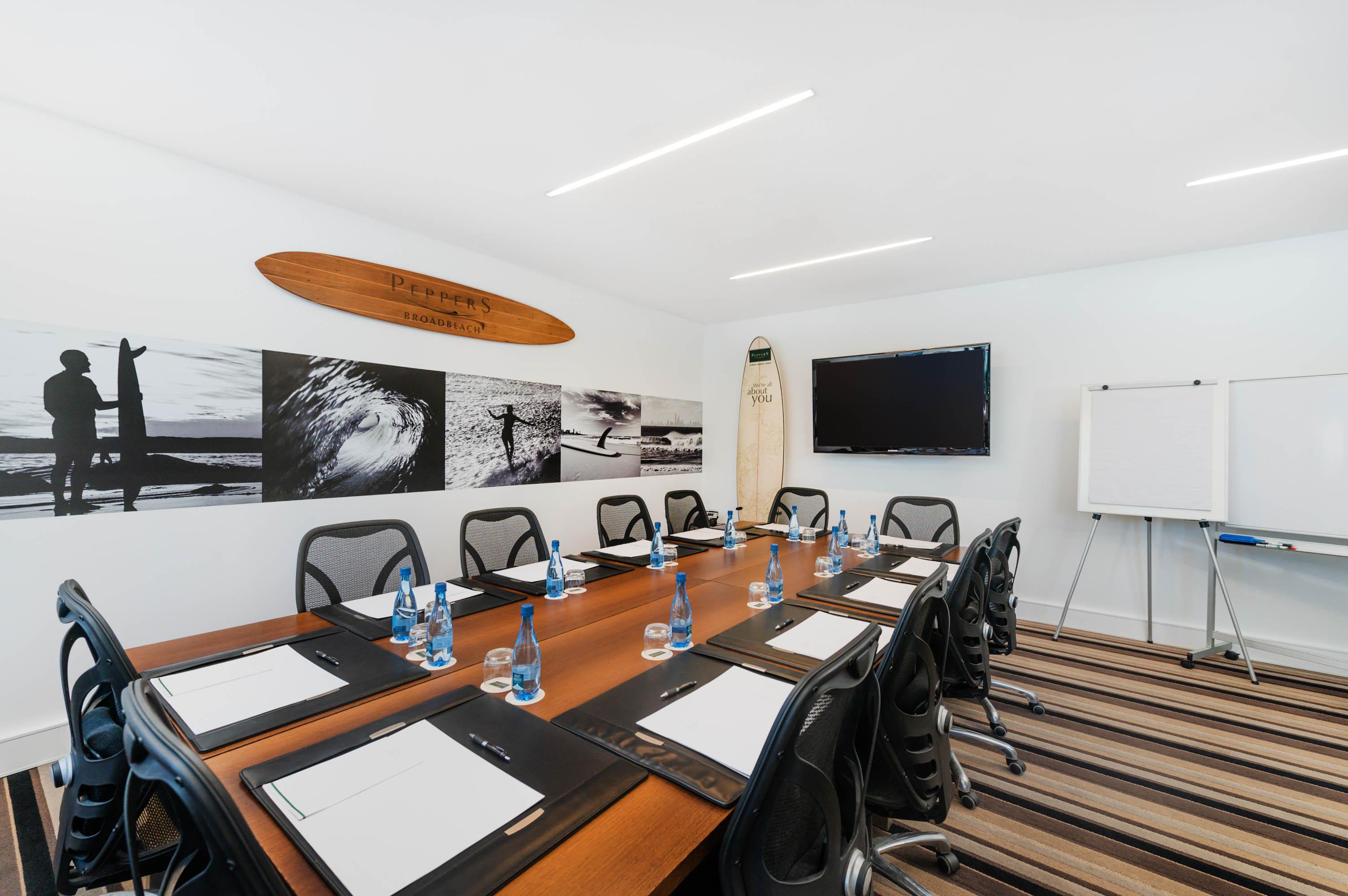 Peppers Broadbeach Gold Coast Exterior photo Meeting room