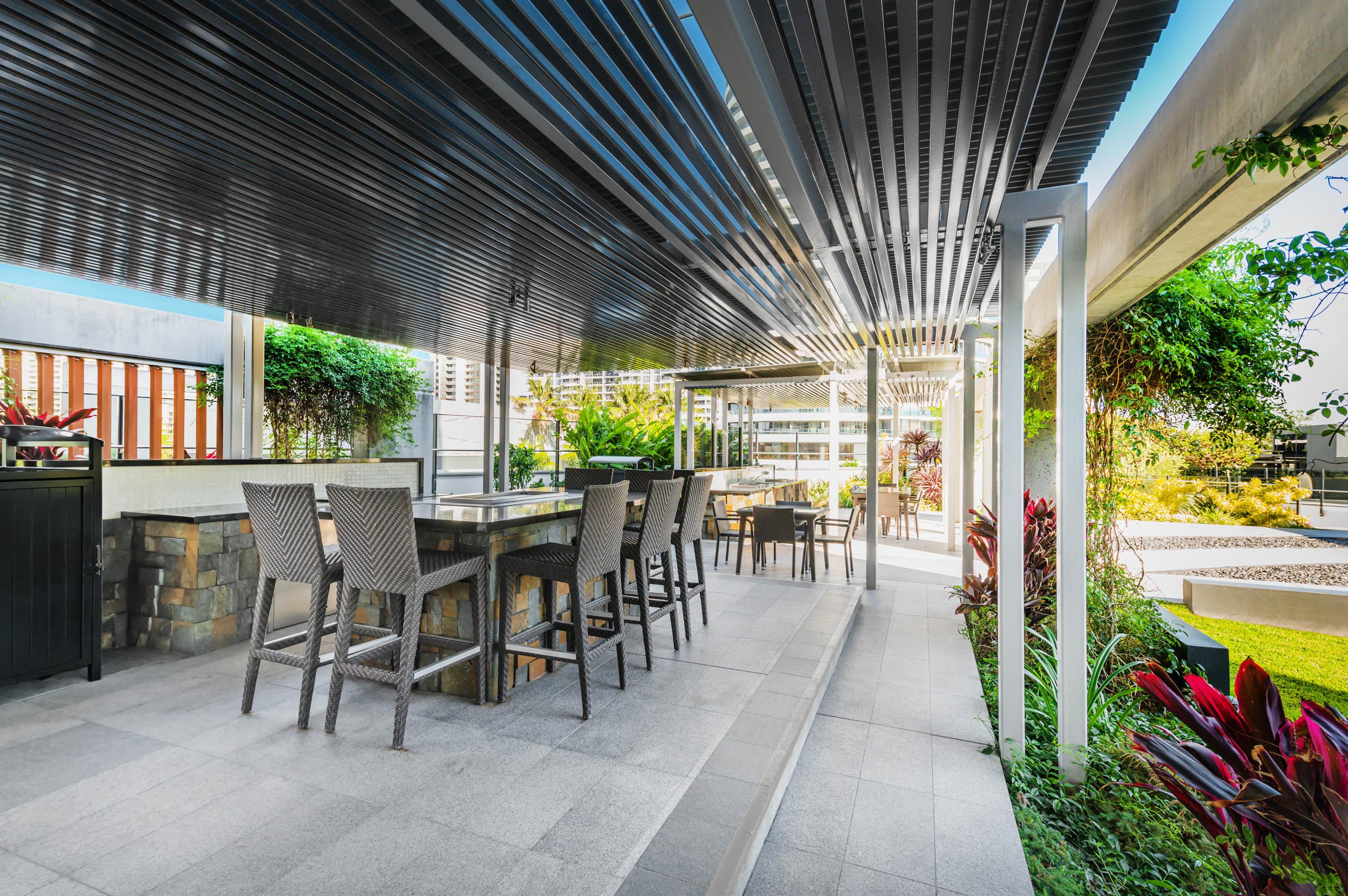 Peppers Broadbeach Gold Coast Exterior photo The Terrace