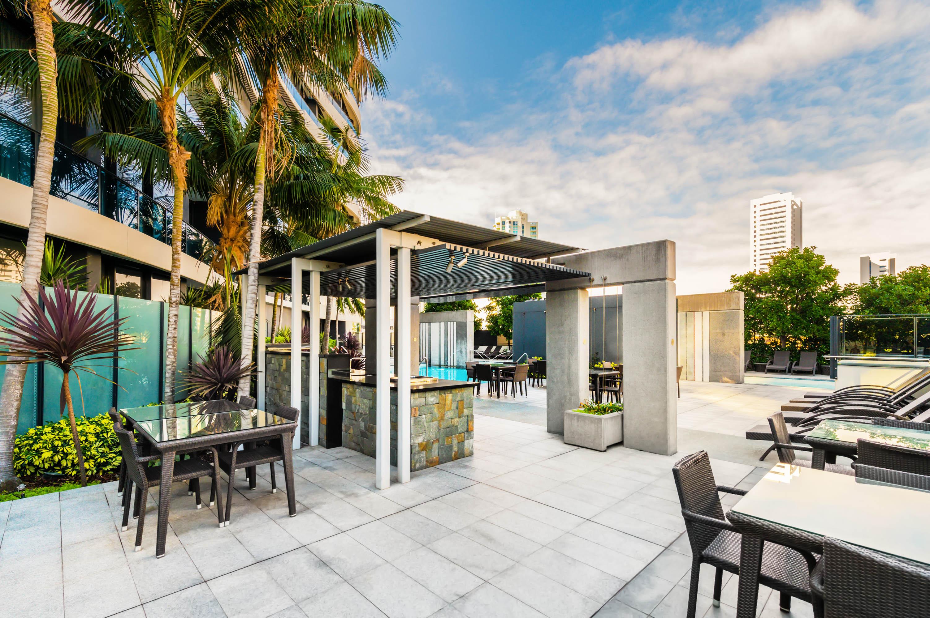 Peppers Broadbeach Gold Coast Exterior photo The rooftop pool at The Westin