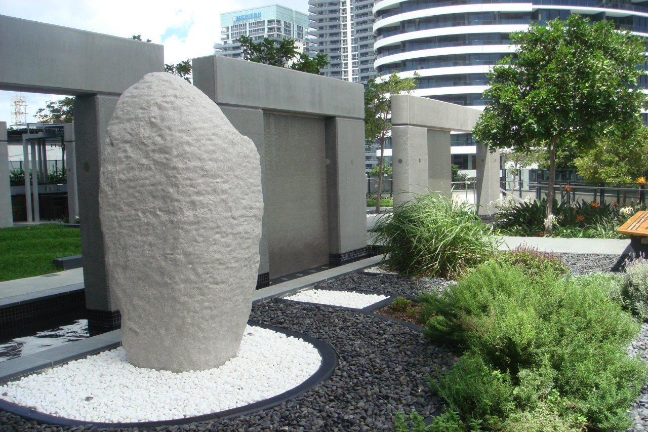 Peppers Broadbeach Gold Coast Exterior photo The sculpture park